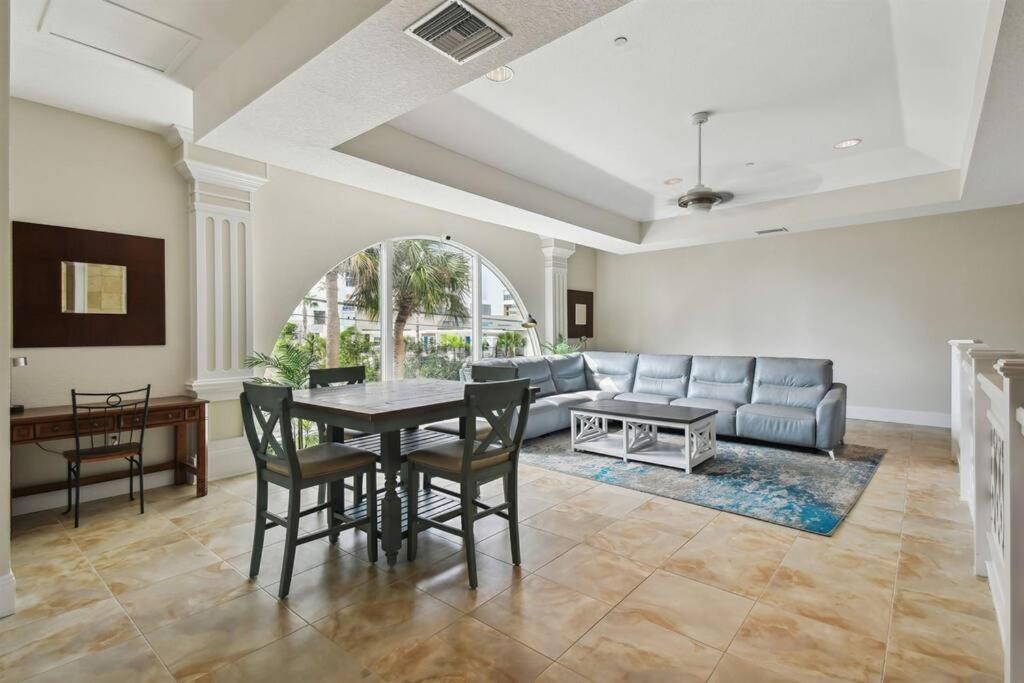 Location! Coastal Charm I 5 Min Walk To Beach, Shops & Rest Clearwater Beach Exterior photo