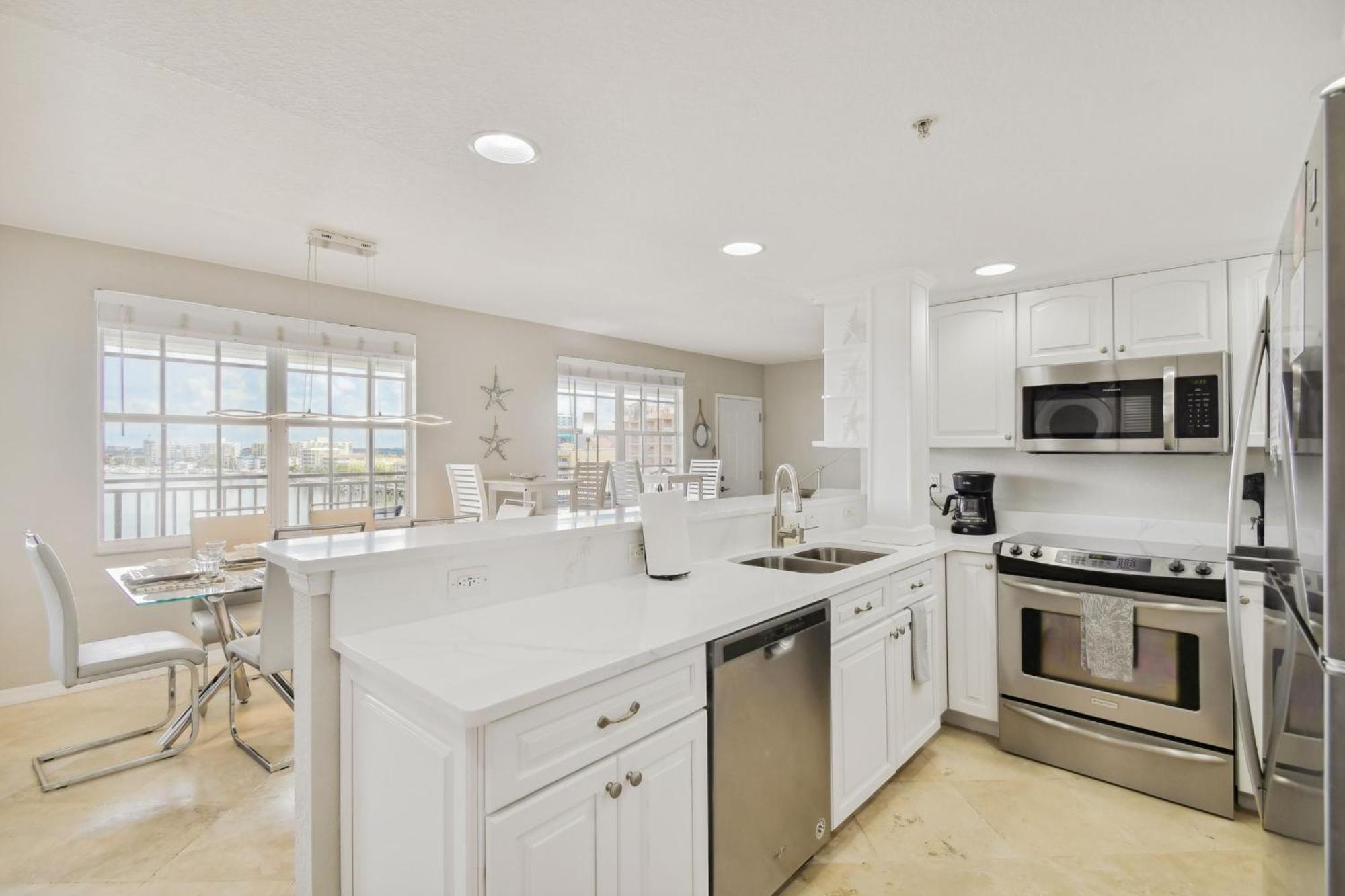 Location! Coastal Charm I 5 Min Walk To Beach, Shops & Rest Clearwater Beach Exterior photo